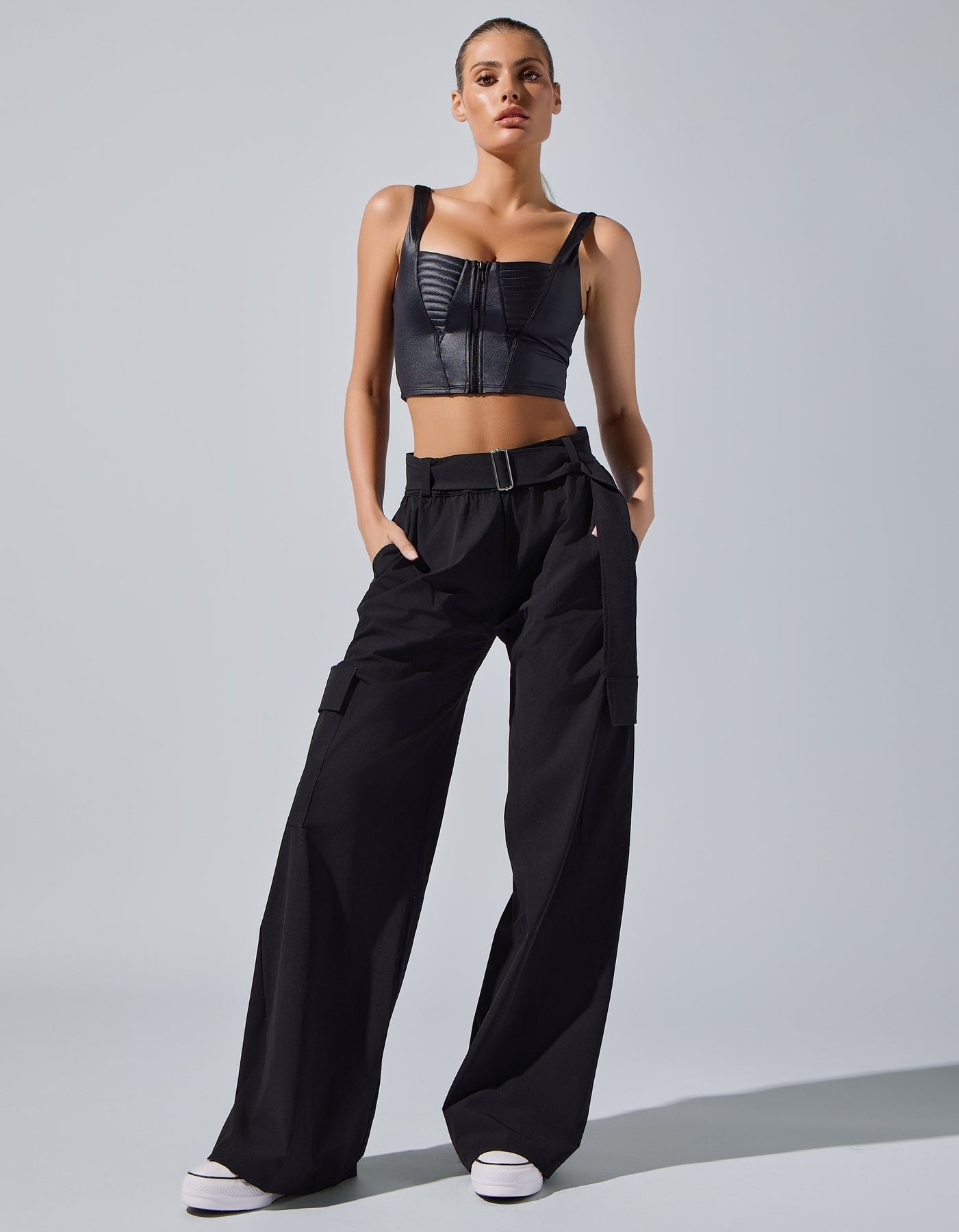 Ava Pant